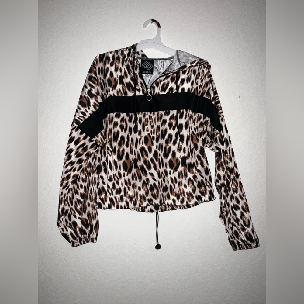 Wind breaker, animal print, hooded, size small